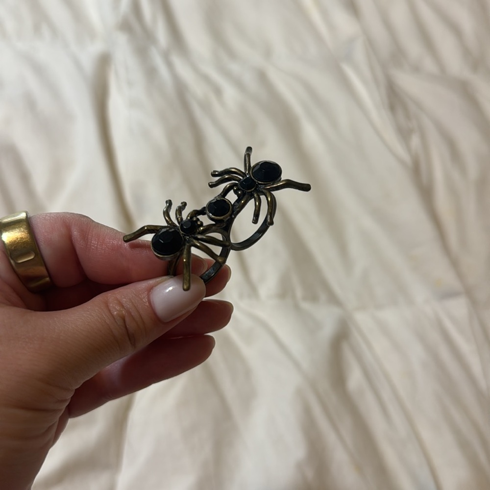 Black Spider Double Ring